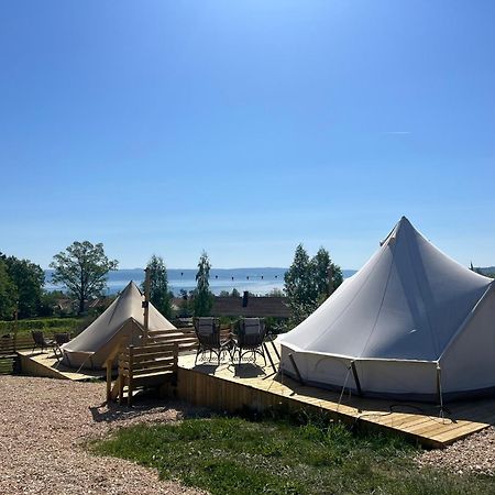 Vaettervy Glamping Hotel Habo Exterior foto
