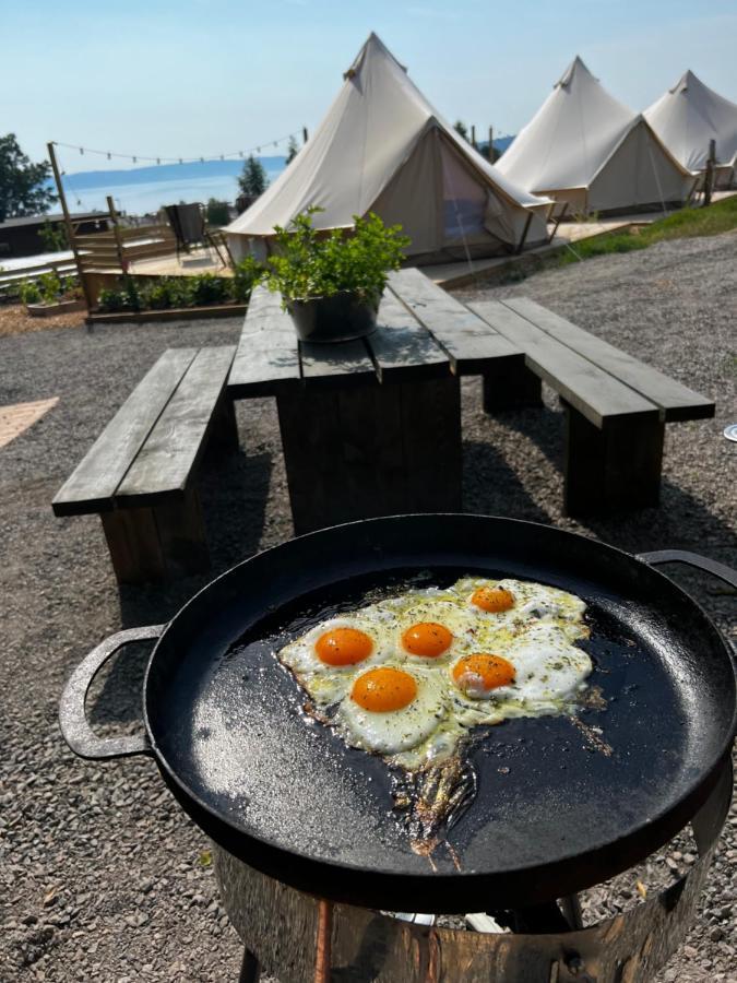 Vaettervy Glamping Hotel Habo Exterior foto