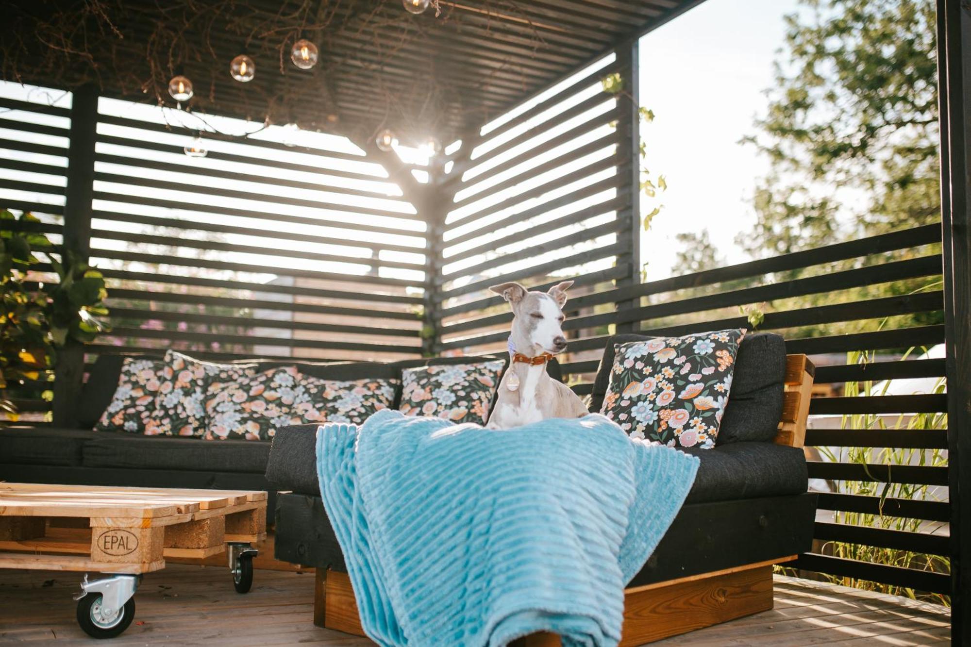 Vaettervy Glamping Hotel Habo Exterior foto