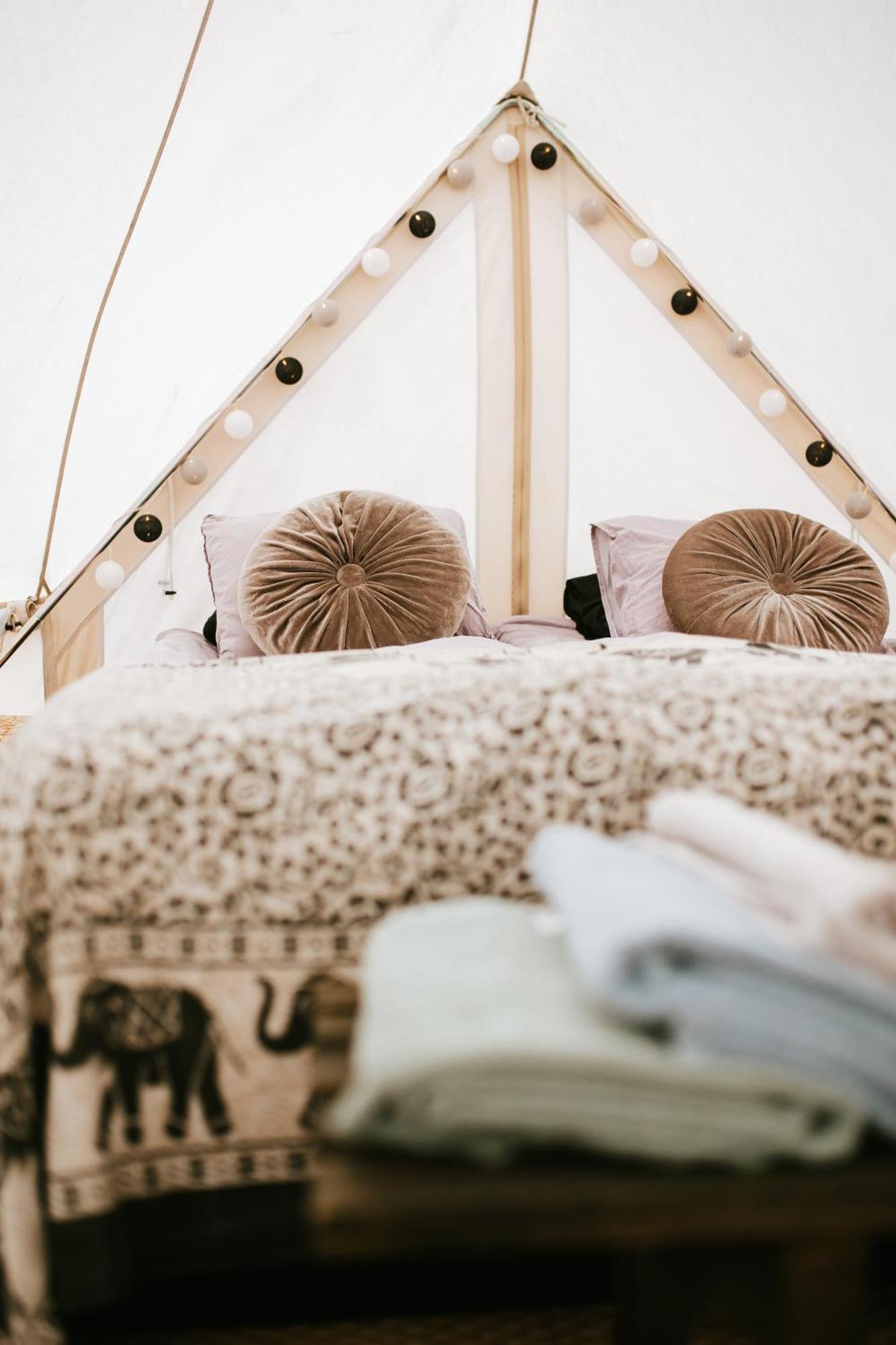Vaettervy Glamping Hotel Habo Exterior foto