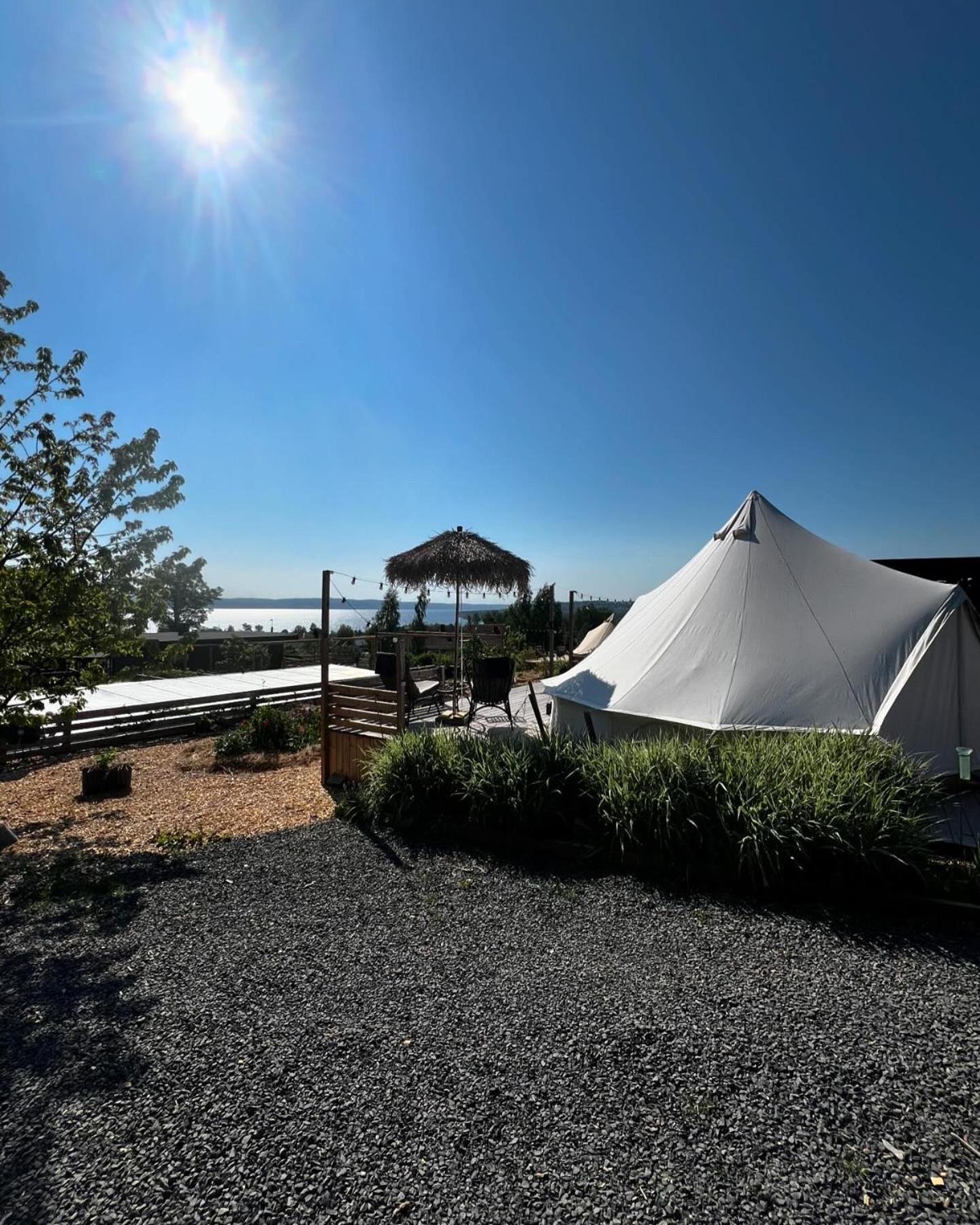 Vaettervy Glamping Hotel Habo Exterior foto